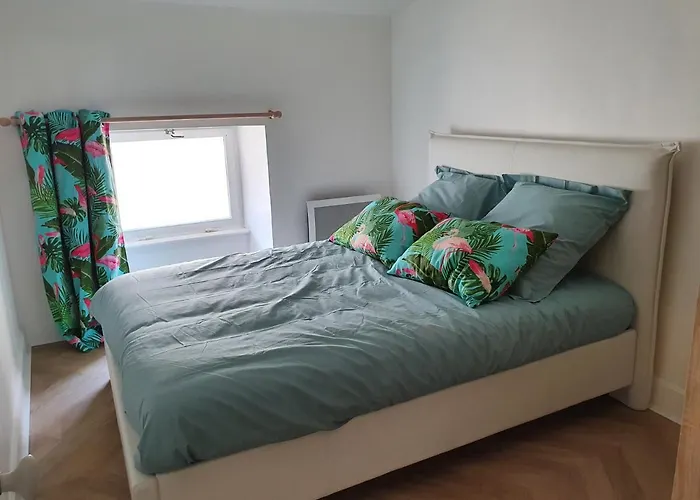 Au Coeur Du Centre Historique - Immeuble Classe - Terrasse - Climatise Appartement *