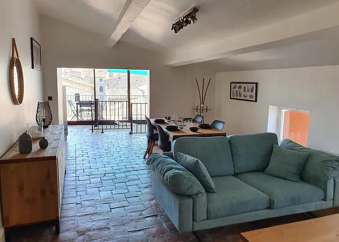 Au Coeur Du Centre Historique - Immeuble Classe - Terrasse - Climatise Appartement