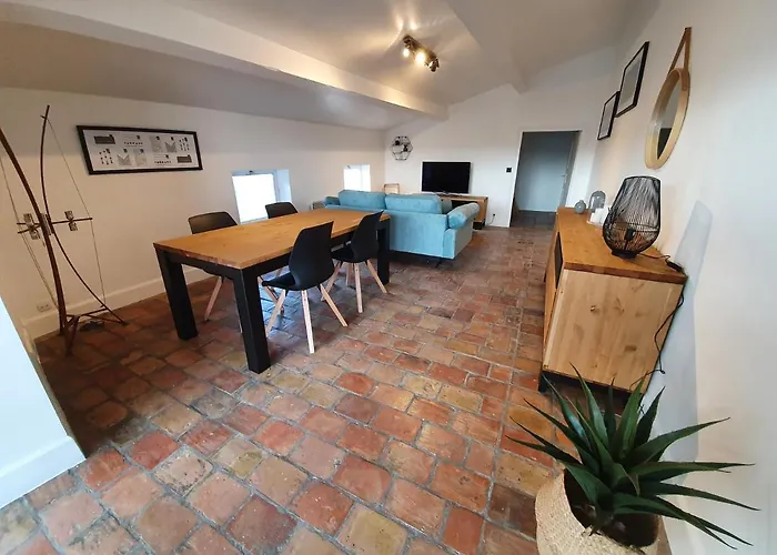 Appartement Au Coeur Du Centre Historique - Immeuble Classe - Terrasse - Climatise